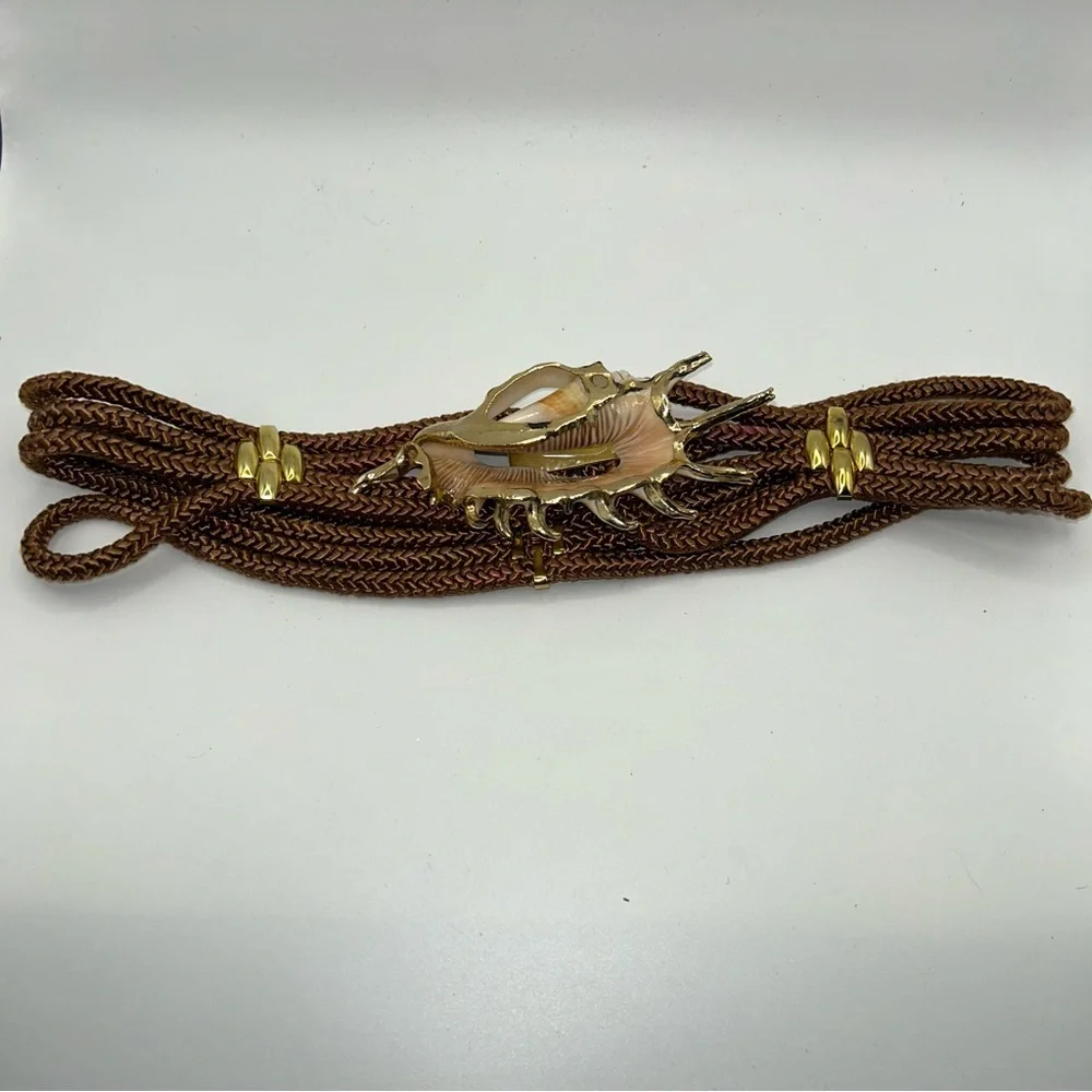Vintage brown elastic rope belt with gold tone conch shell buckle - Picture 1 of 5